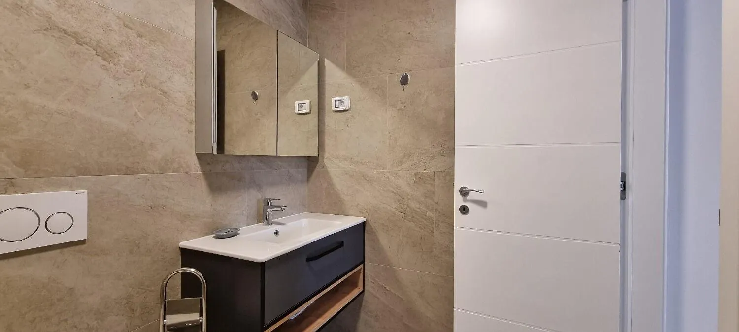 Apartments Mark 2 - 100 M From Sea Medulin Croacia