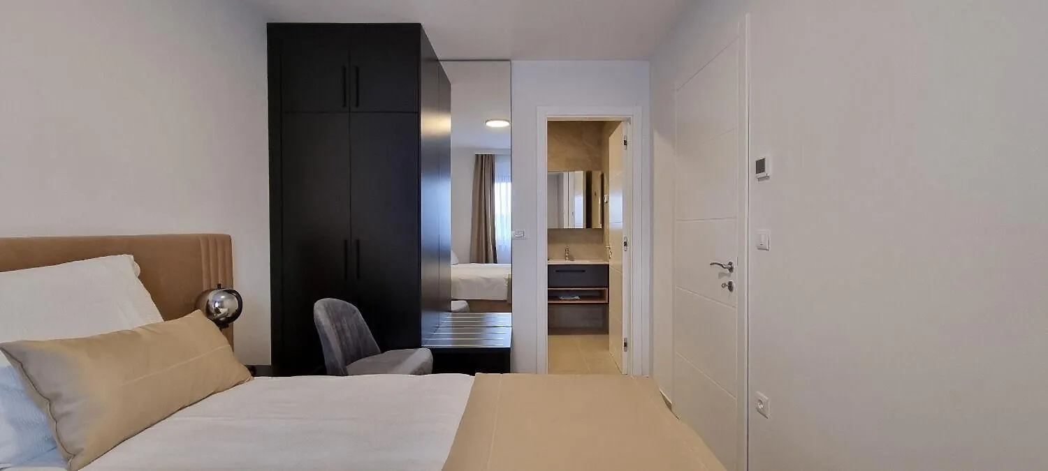 Apartments Mark 2 - 100 M From Sea Medulin Croacia